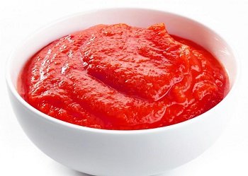 Homemade tomato sauce