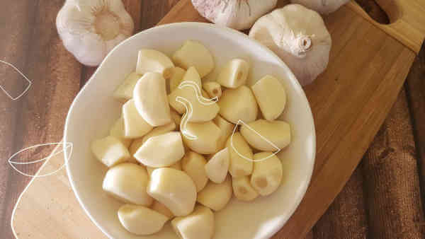 How to eat garlic in the morning