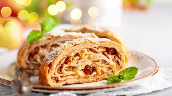 Sultana Strudel Recipe | A Traditional Viennese Pastry Dessert